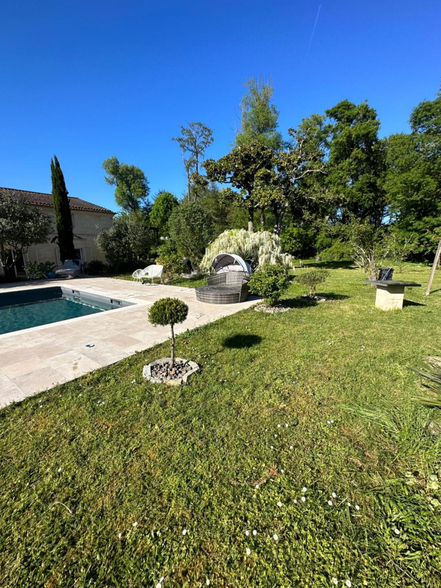 La Villa Bella Abzac  ภายนอก รูปภาพ